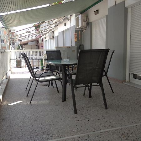 Debby'S Central Apartment Kavala Exterior foto